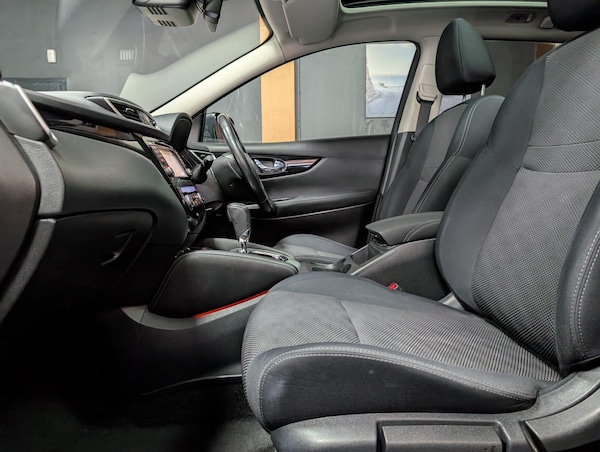 Used Nissan Qashqai 2016 for sale - 76283809: Photo 30