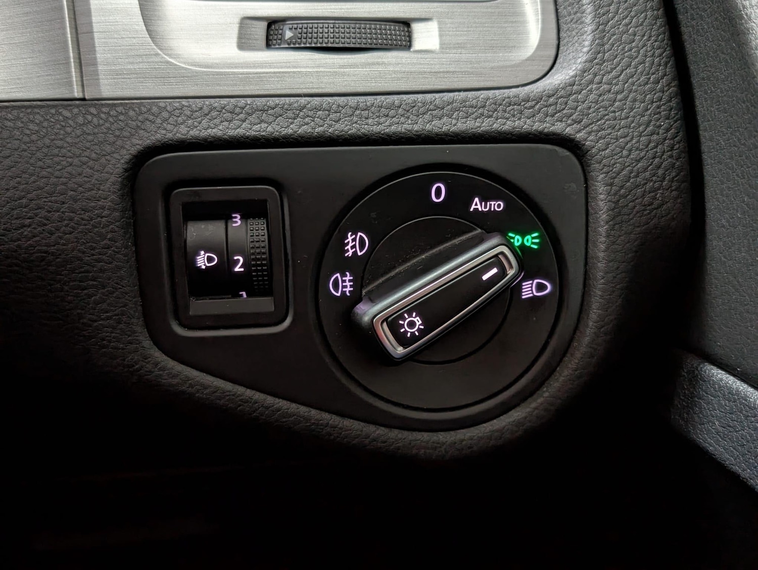 Used Volkswagen Golf for sale - 76702502: Photo 19