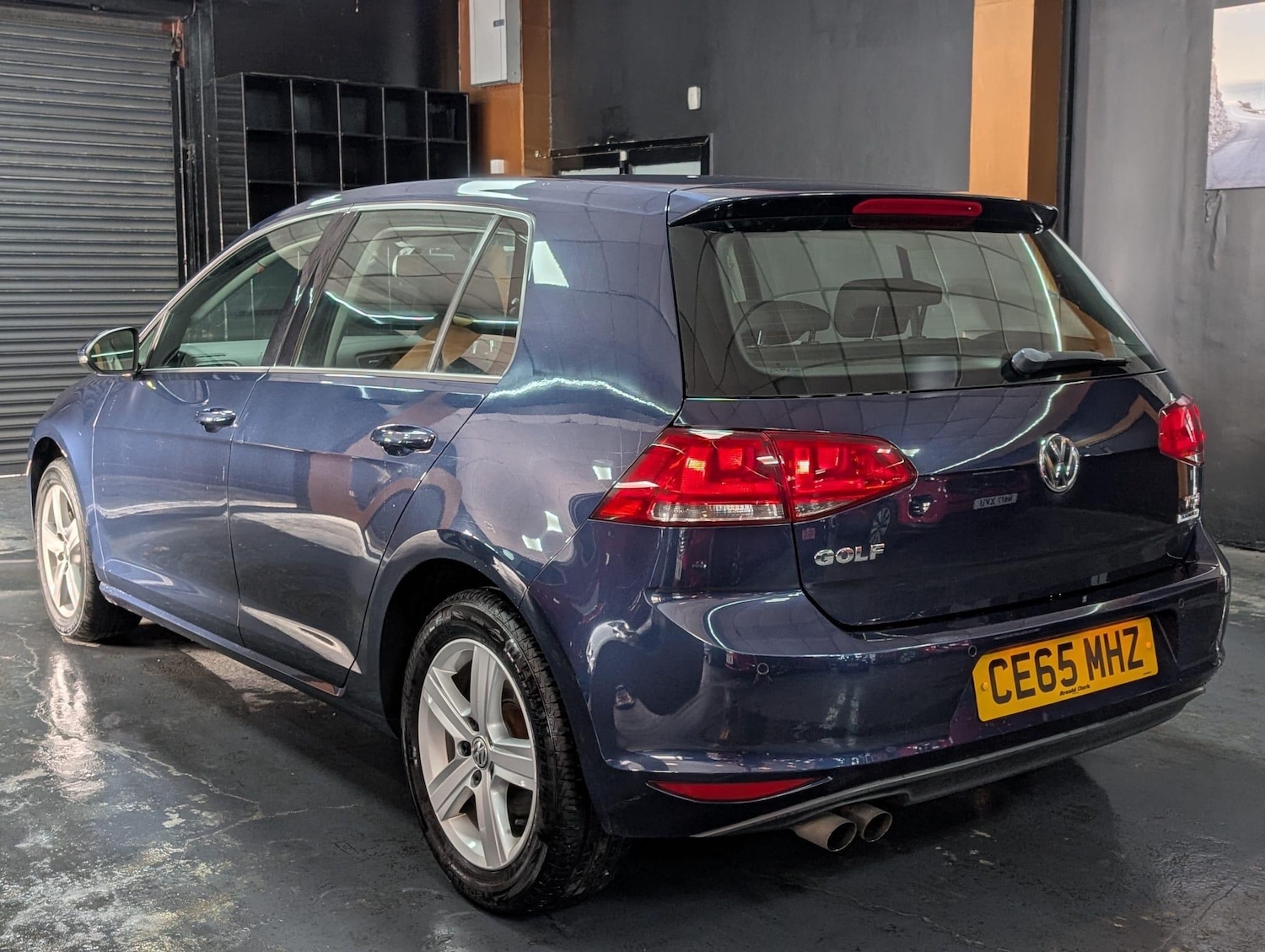 Used Volkswagen Golf for sale - 76702502: Photo 3