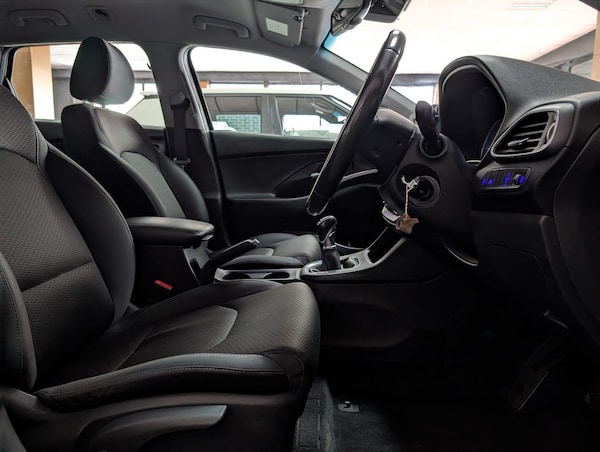 Used Hyundai i30 2018 for sale - 76138016: Photo 12
