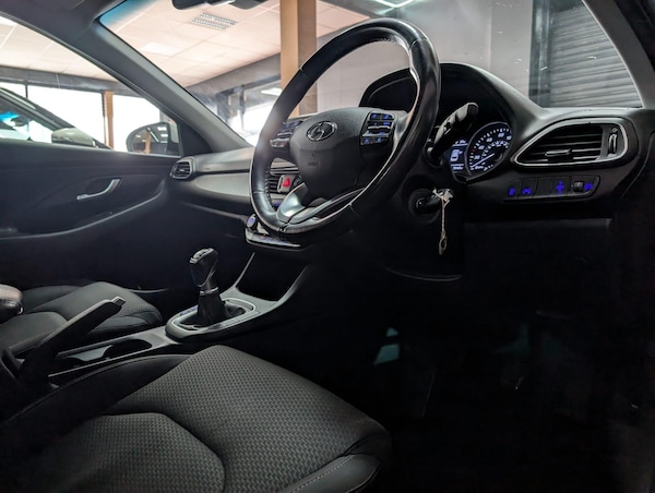 Used Hyundai i30 2018 for sale - 76138016: Photo 13