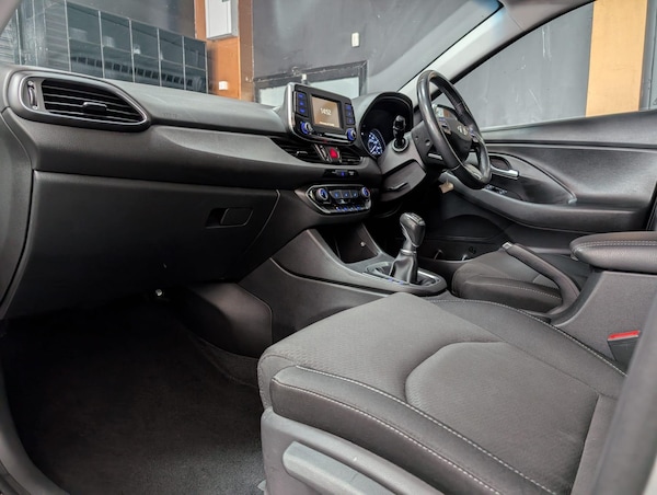 Used Hyundai i30 2018 for sale - 76138016: Photo 7