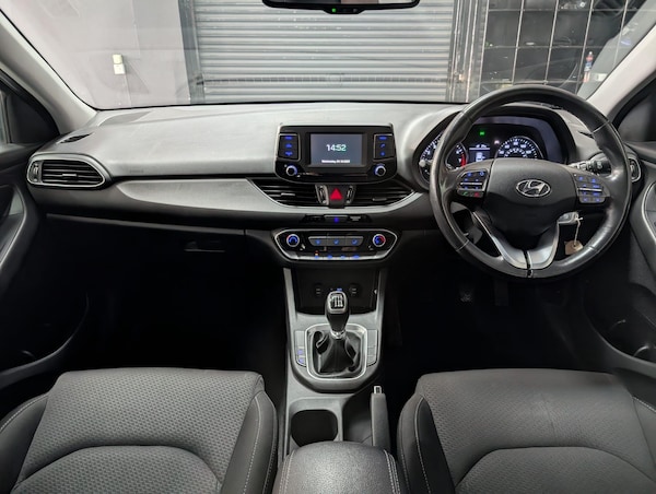 Used Hyundai i30 2018 for sale - 76138016: Photo 9