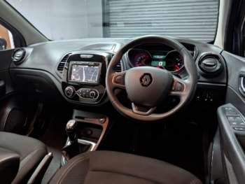 Used Renault Captur 2019 for sale - 75187529: Photo
