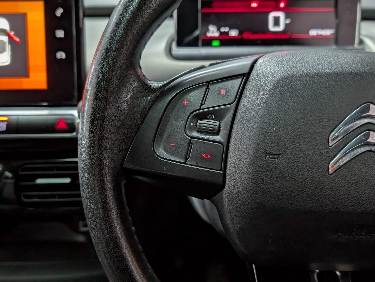 Used Citroen C4 Cactus 2019 for sale - 75884358: Photo 20