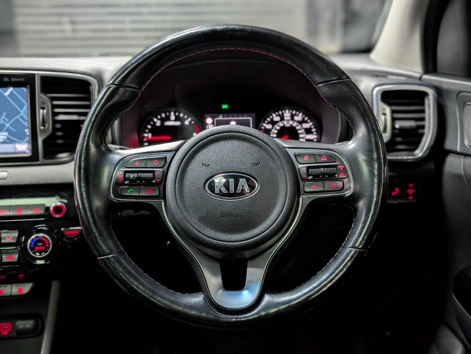 Used Kia Sportage 2017 for sale - 76349103: Photo 39
