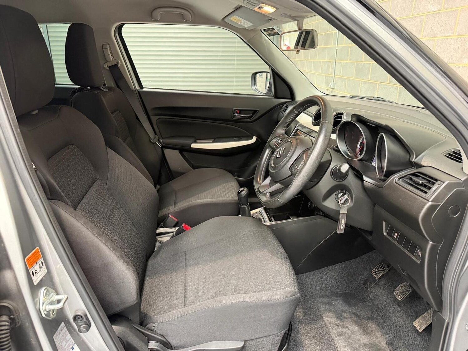 Used Suzuki Swift 2018 for sale - 77694256: Photo 14