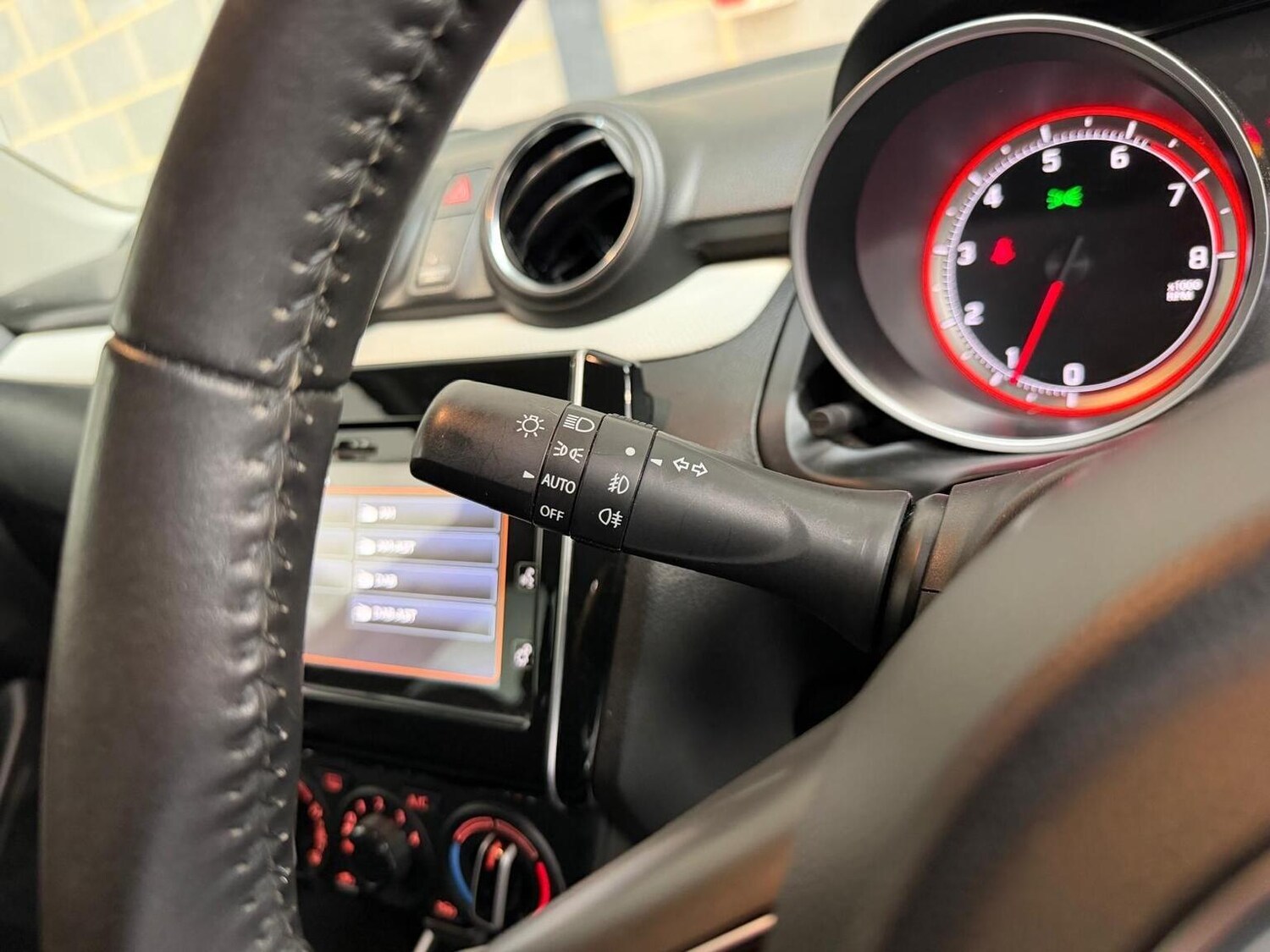 Used Suzuki Swift 2018 for sale - 77694256: Photo 51