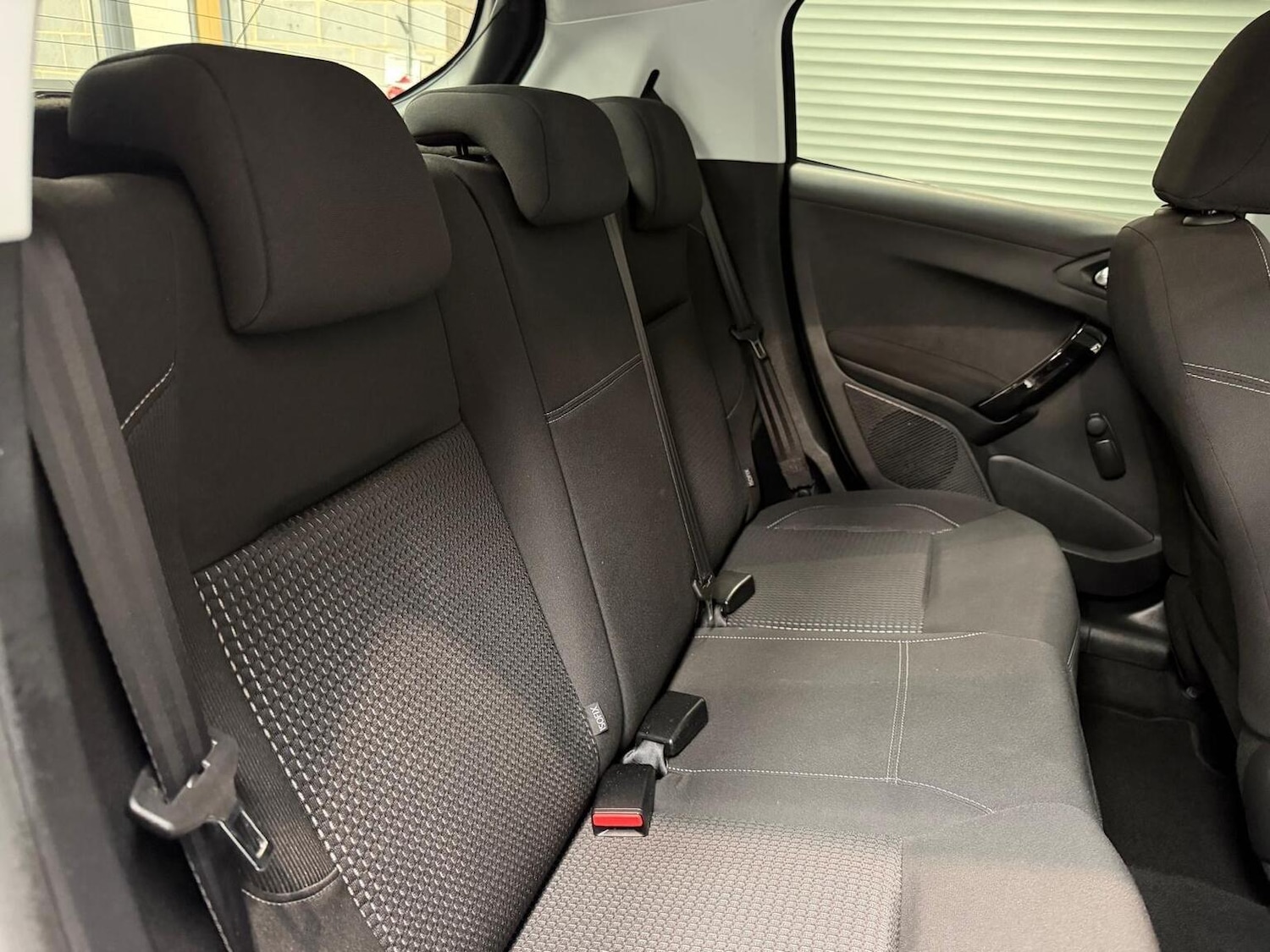 Used Peugeot 208 2017 for sale - 78045619: Photo 21