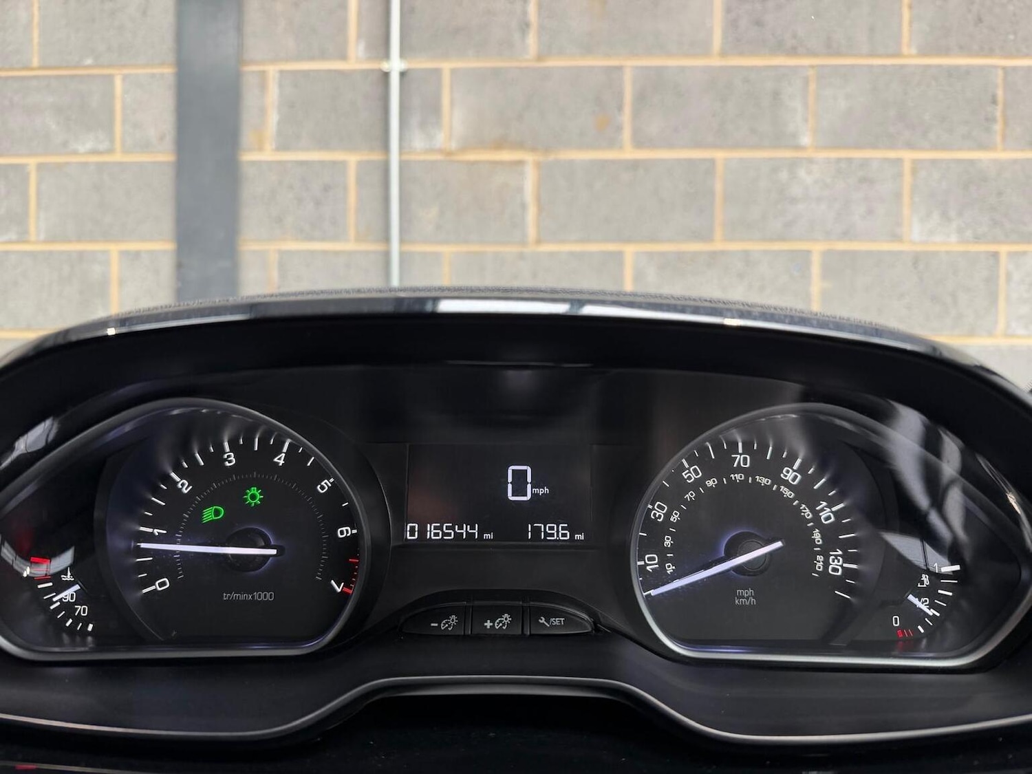 Used Peugeot 208 2017 for sale - 78045619: Photo 43