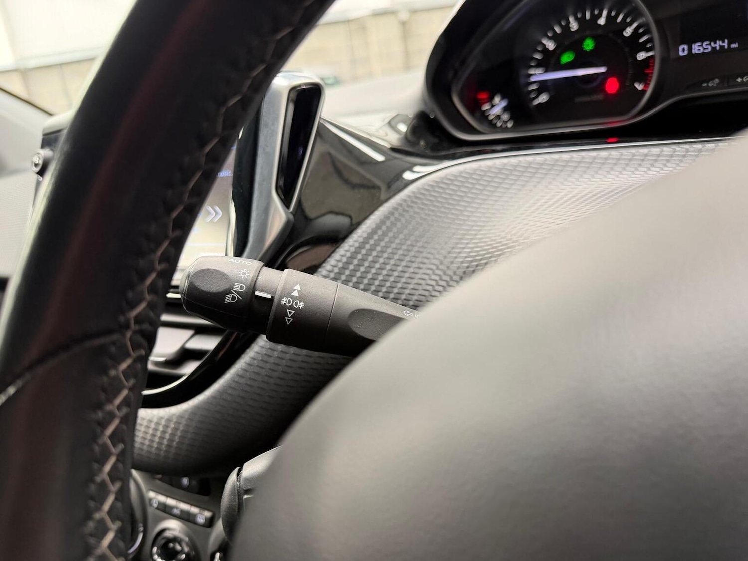 Used Peugeot 208 2017 for sale - 78045619: Photo 56