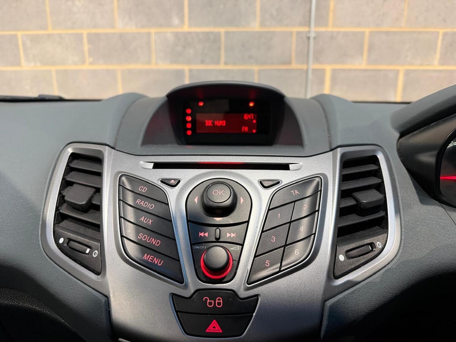 Used Ford Fiesta 2009 for sale - 78197952: Photo 12