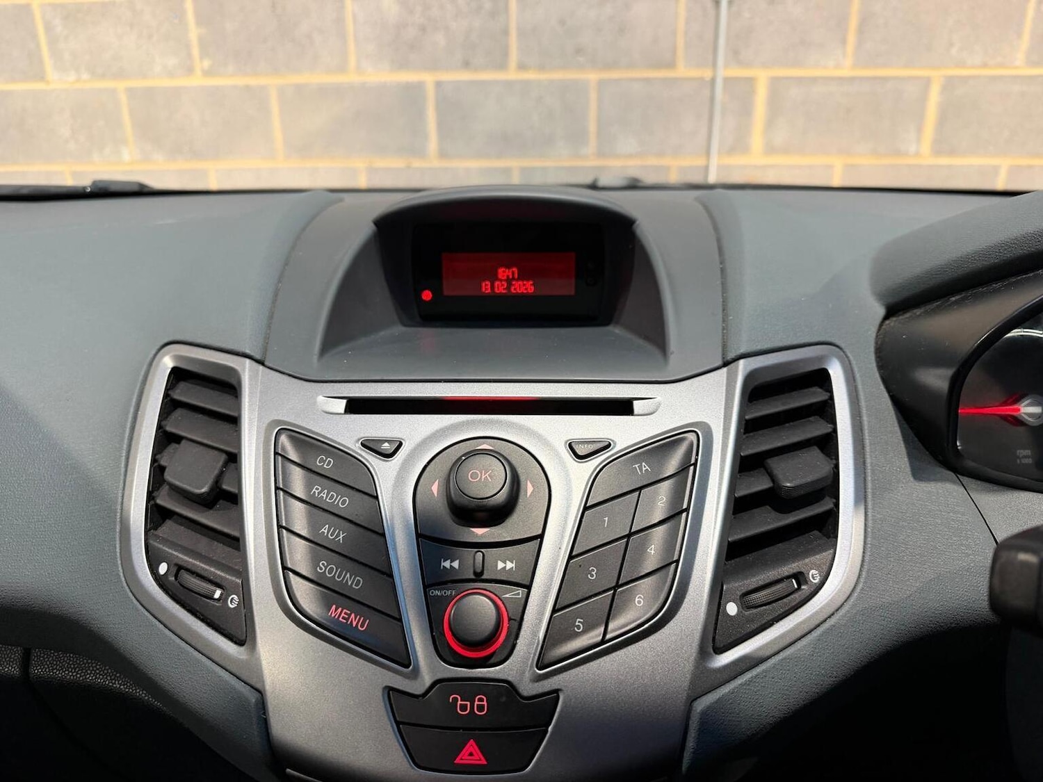 Used Ford Fiesta 2009 for sale - 78197952: Photo 41