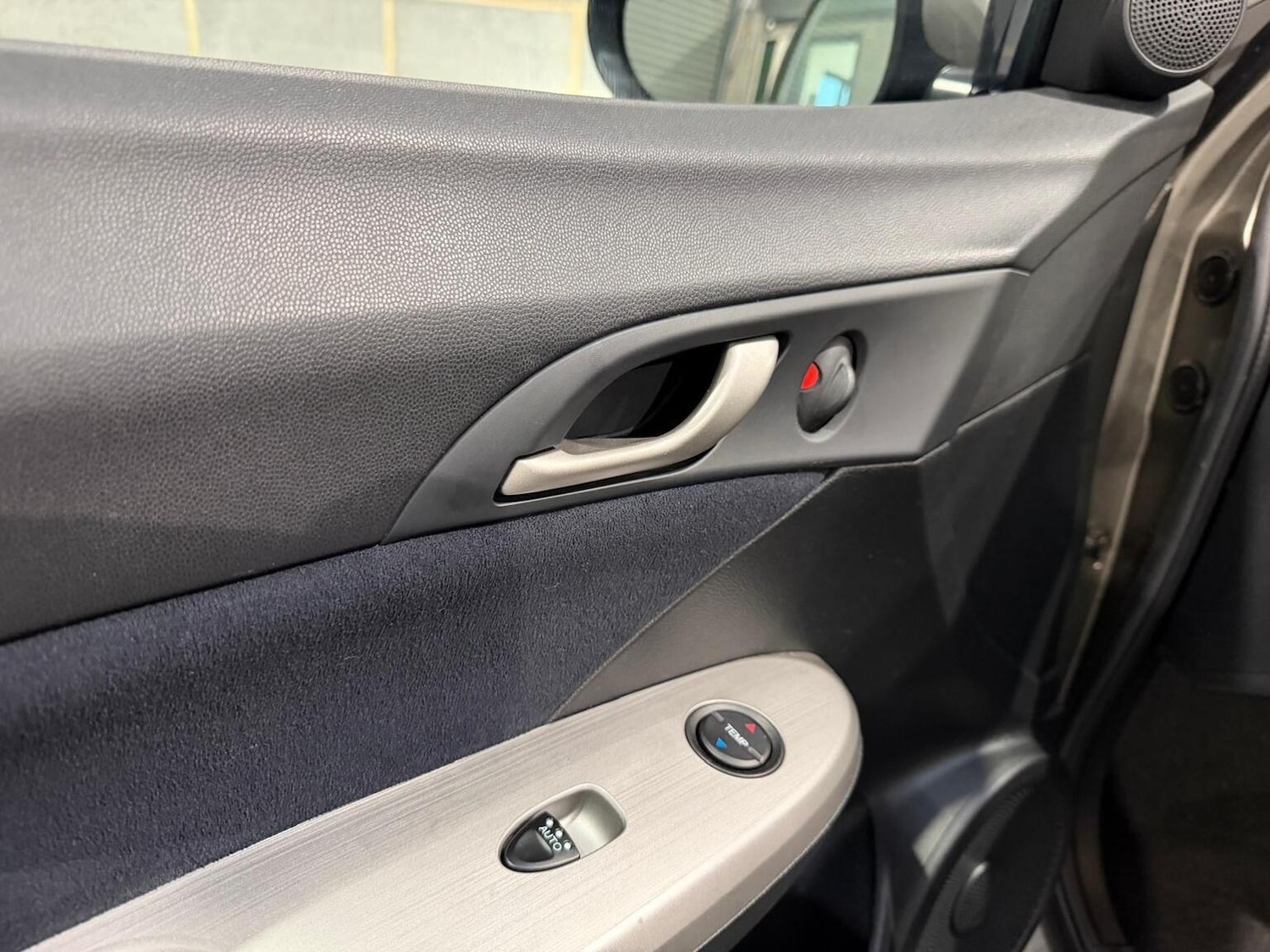 Used Honda Civic 2006 for sale - 77431396: Photo 28