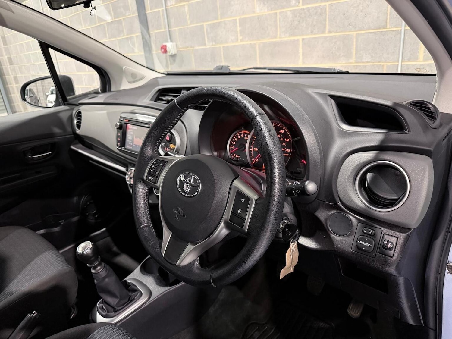 Used Toyota Yaris 2013 for sale - 77014813: Photo 13