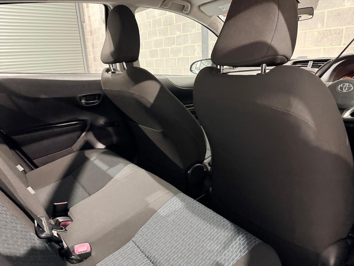 Used Toyota Yaris 2013 for sale - 77014813: Photo 16