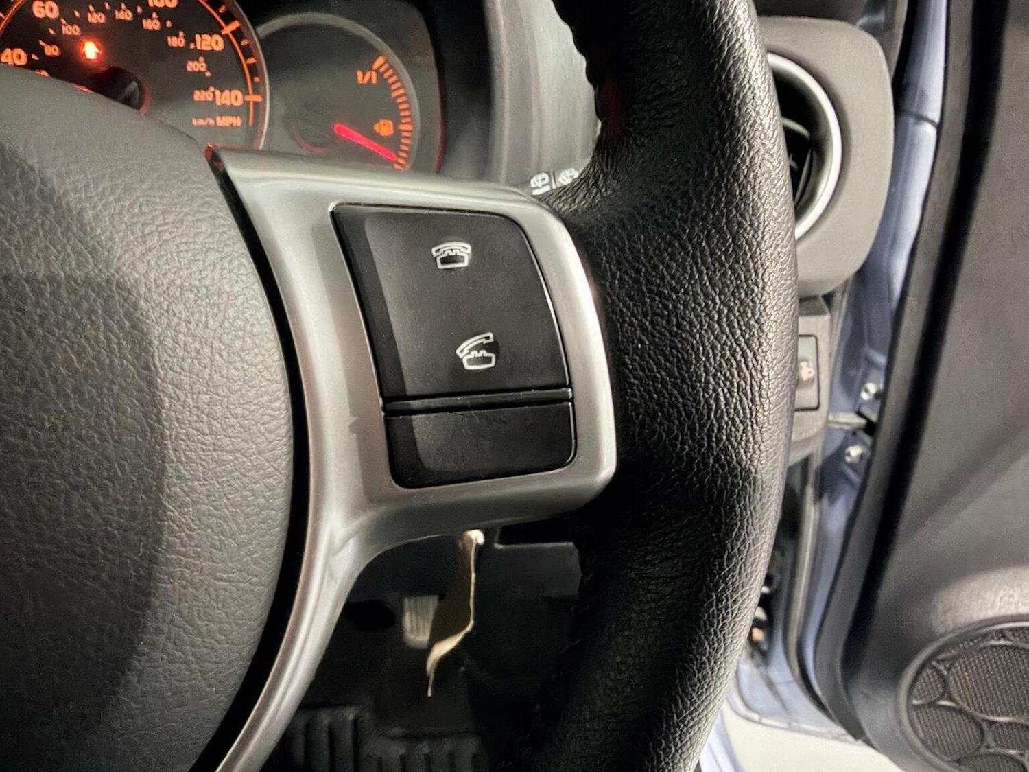 Used Toyota Yaris 2013 for sale - 77014813: Photo 21