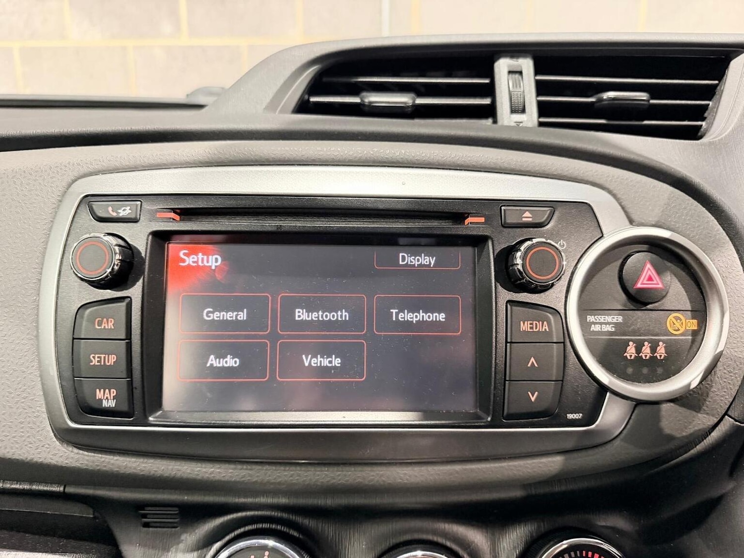 Used Toyota Yaris 2013 for sale - 77014813: Photo 37