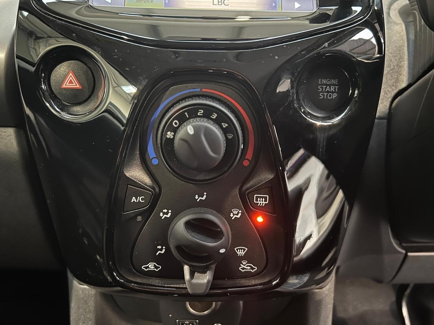 Used Peugeot 108 2017 for sale - 76945396: Photo 22