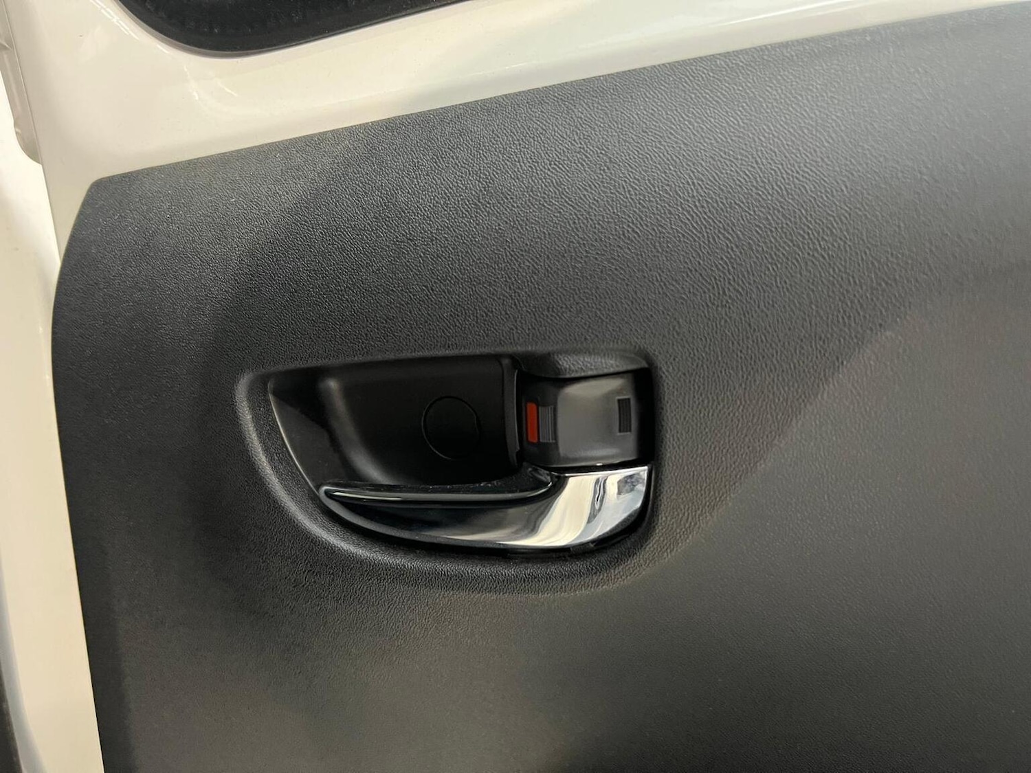 Used Peugeot 108 2017 for sale - 76945396: Photo 28