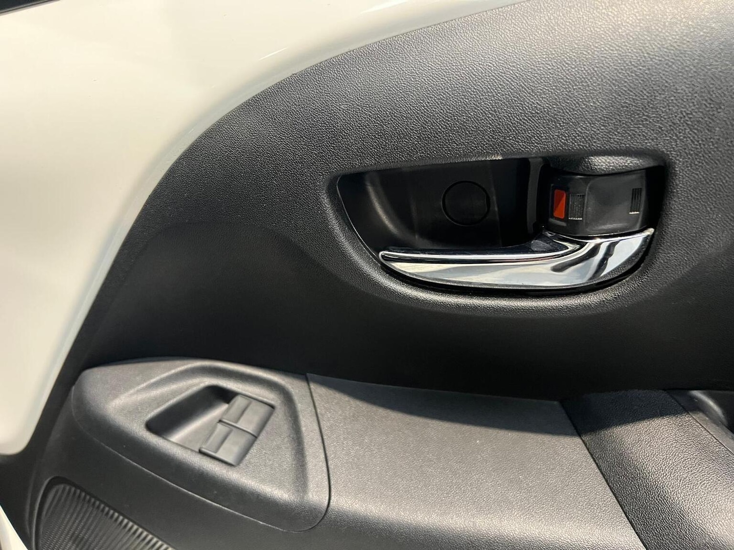 Used Peugeot 108 2017 for sale - 76945396: Photo 30