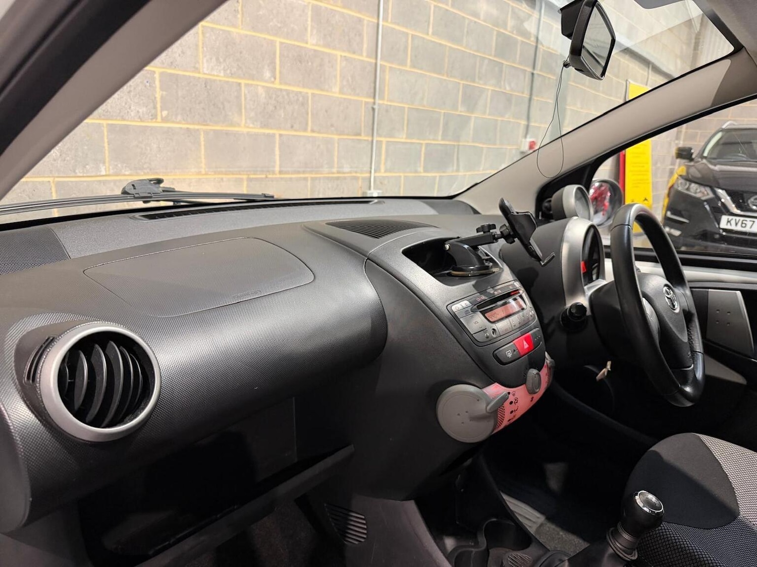 Used Toyota AYGO 2012 for sale - 77431406: Photo 11