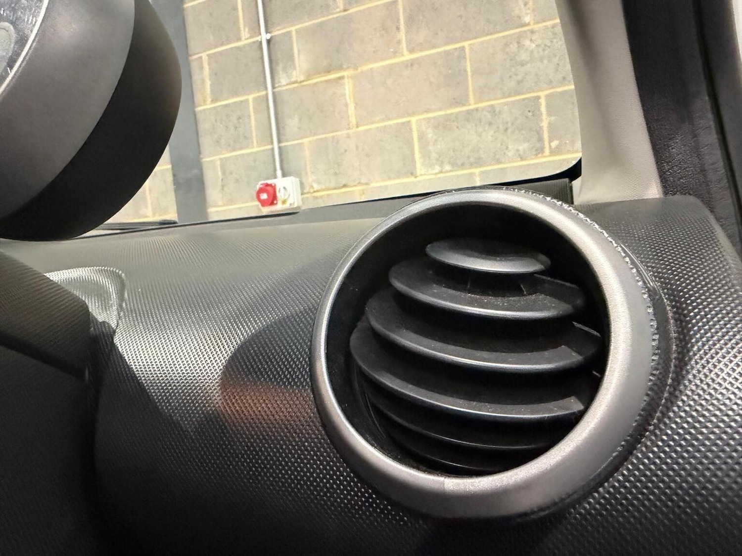 Used Toyota AYGO 2012 for sale - 77431406: Photo 22