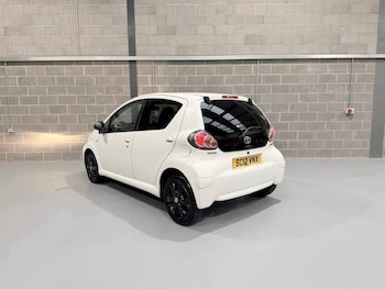 Used Toyota AYGO 2012 for sale - 77431406: Photo