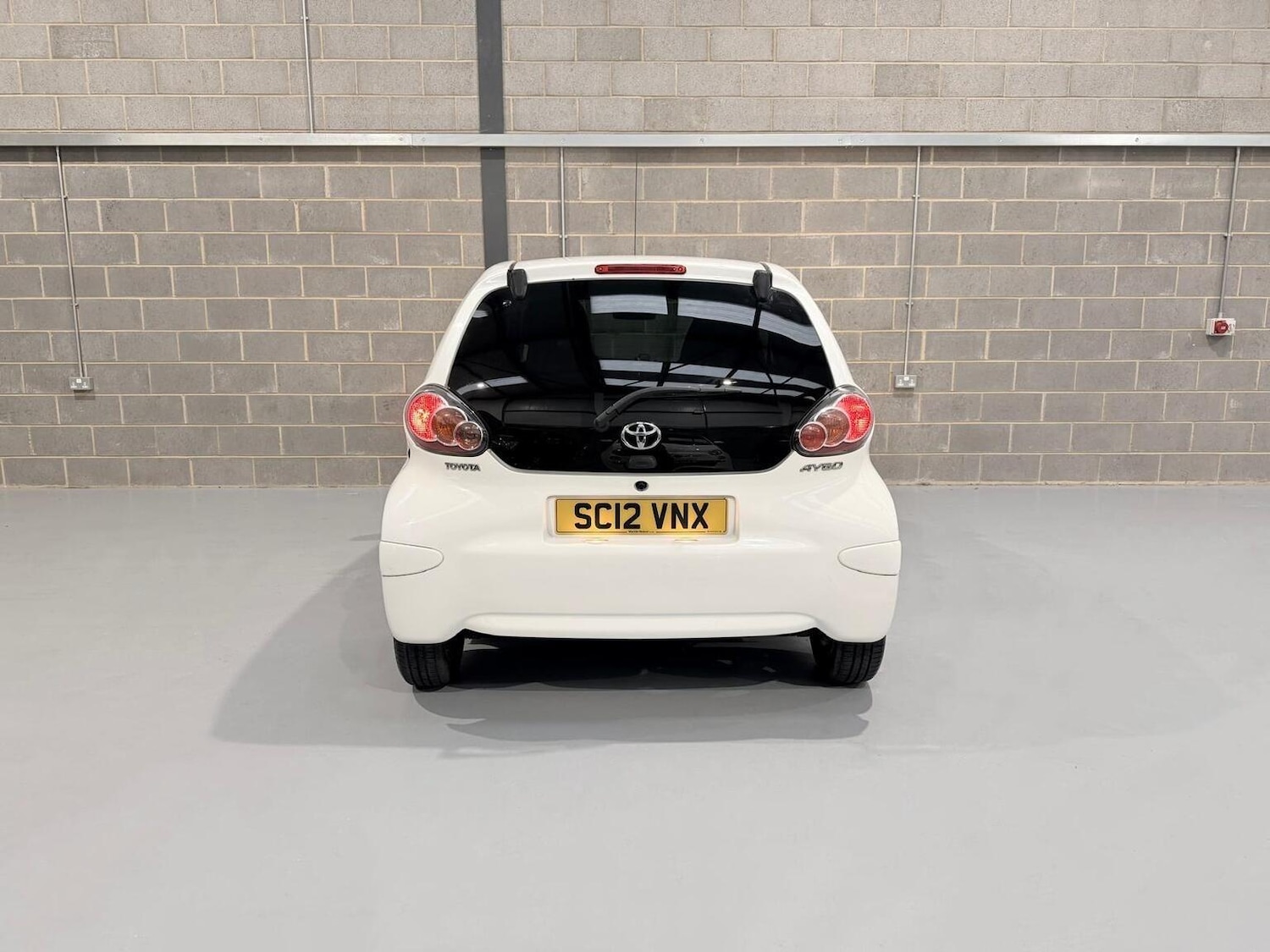 Used Toyota AYGO 2012 for sale - 77431406: Photo 8