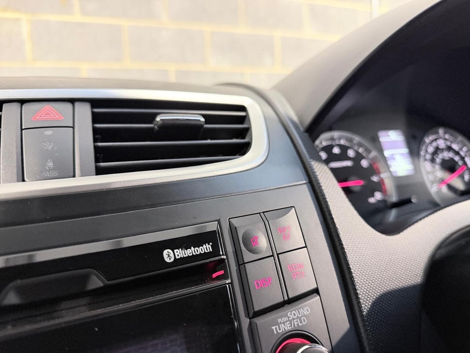 Used Suzuki Swift 2014 for sale - 77977131: Photo 13