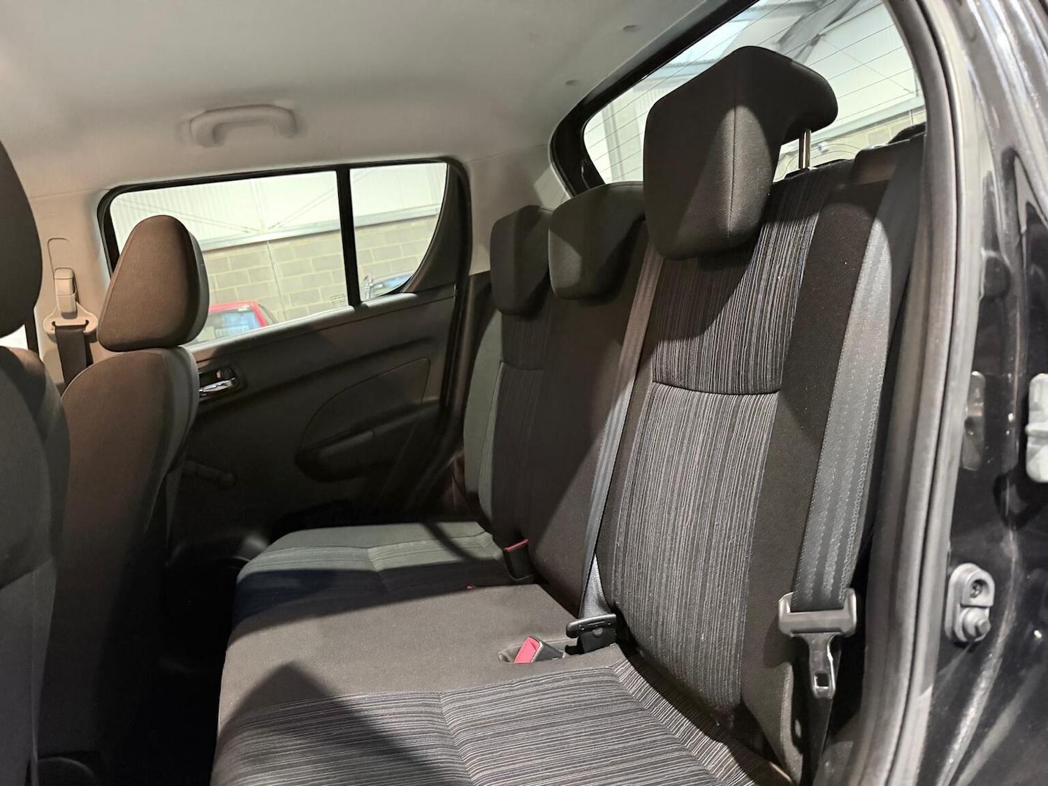 Used Suzuki Swift 2014 for sale - 77977131: Photo 16