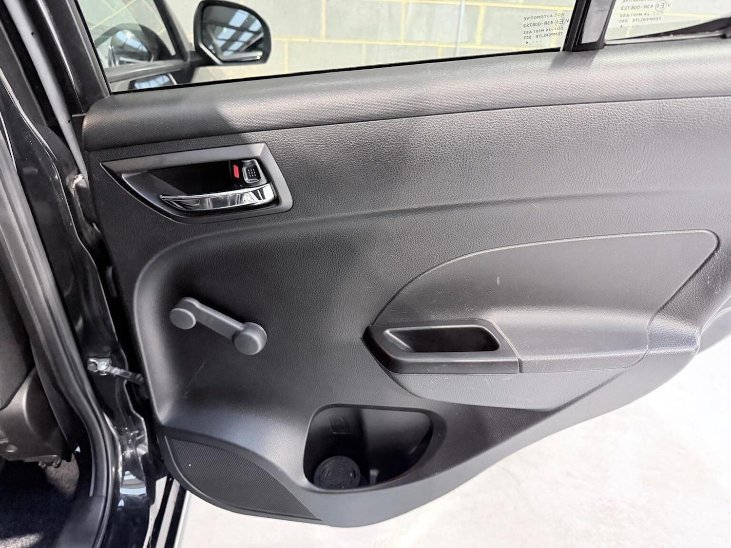 Used Suzuki Swift 2014 for sale - 77977131: Photo 33