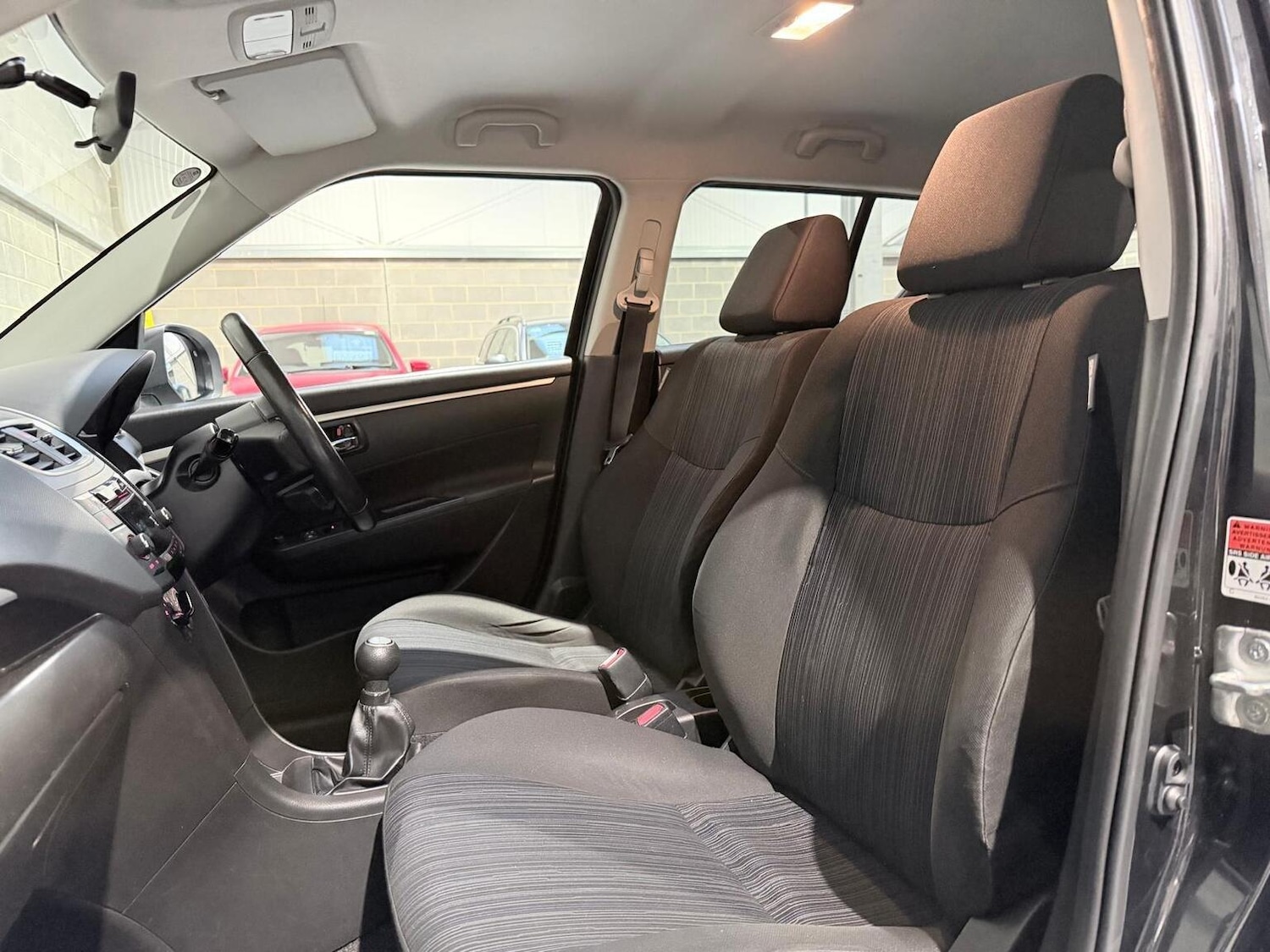 Used Suzuki Swift 2014 for sale - 77977131: Photo 39