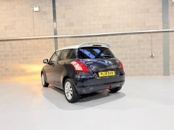 Used Suzuki Swift 2014 for sale - 77977131: Photo