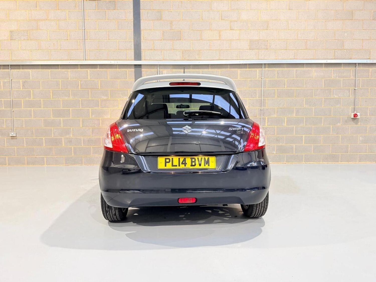 Used Suzuki Swift 2014 for sale - 77977131: Photo 7