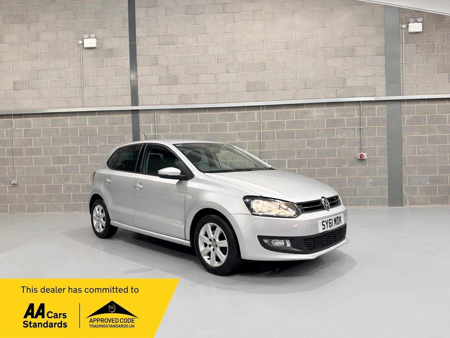 Used Volkswagen Polo 2011 for sale - 77314093: Photo 1