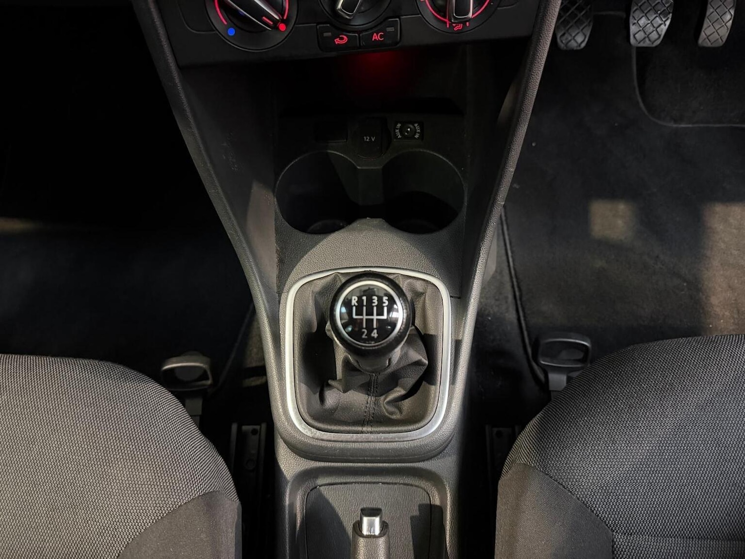 Used Volkswagen Polo 2011 for sale - 77314093: Photo 11