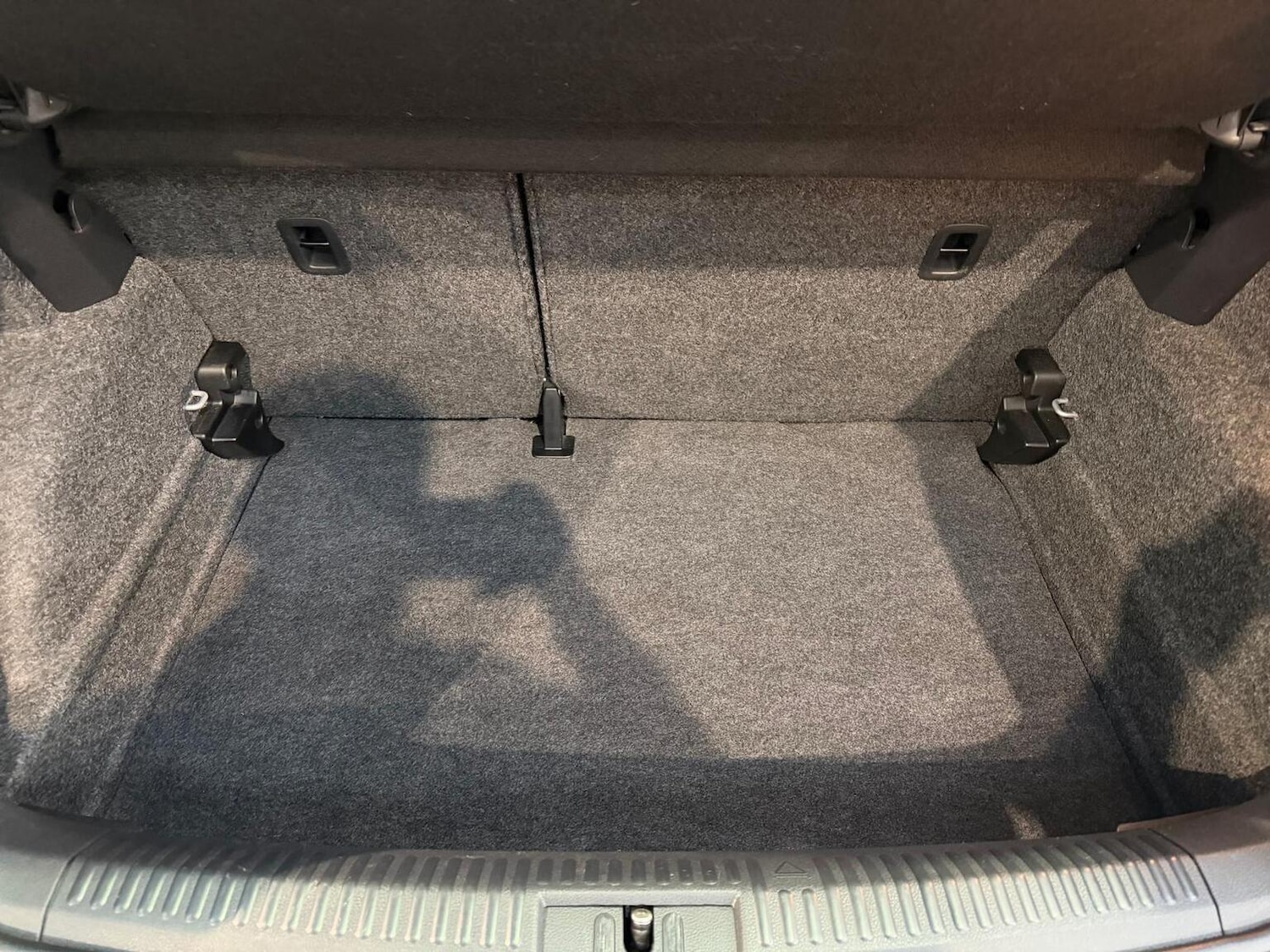 Used Volkswagen Polo 2011 for sale - 77314093: Photo 36