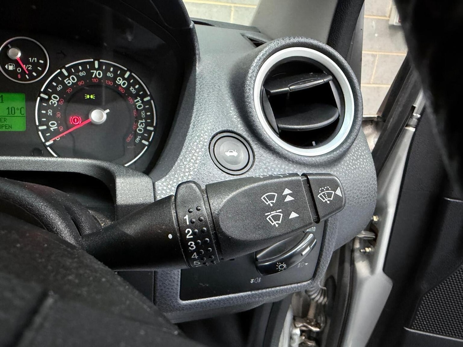 Used Ford Fiesta 2006 for sale - 77014805: Photo 32