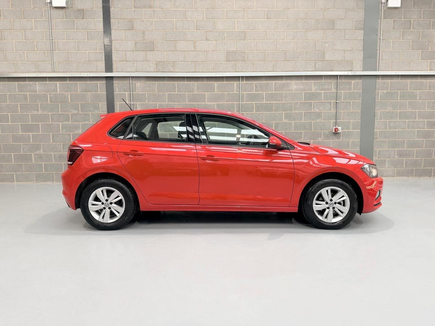 Used Volkswagen Polo 2020 for sale - 77148207: Photo 8