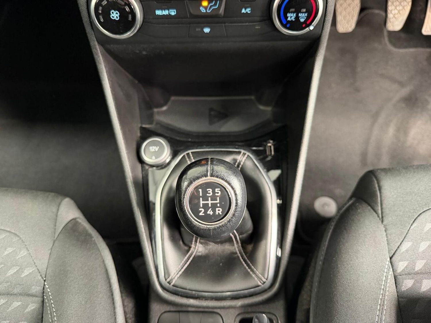 Used Ford Fiesta 2017 for sale - 78197992: Photo 11