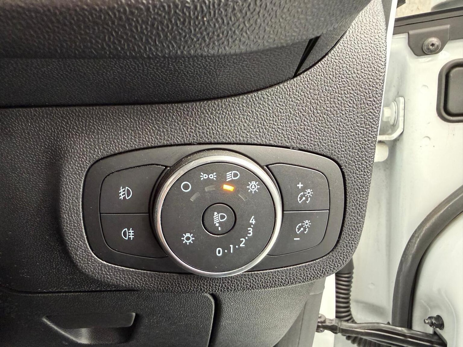 Used Ford Fiesta 2017 for sale - 78197992: Photo 25