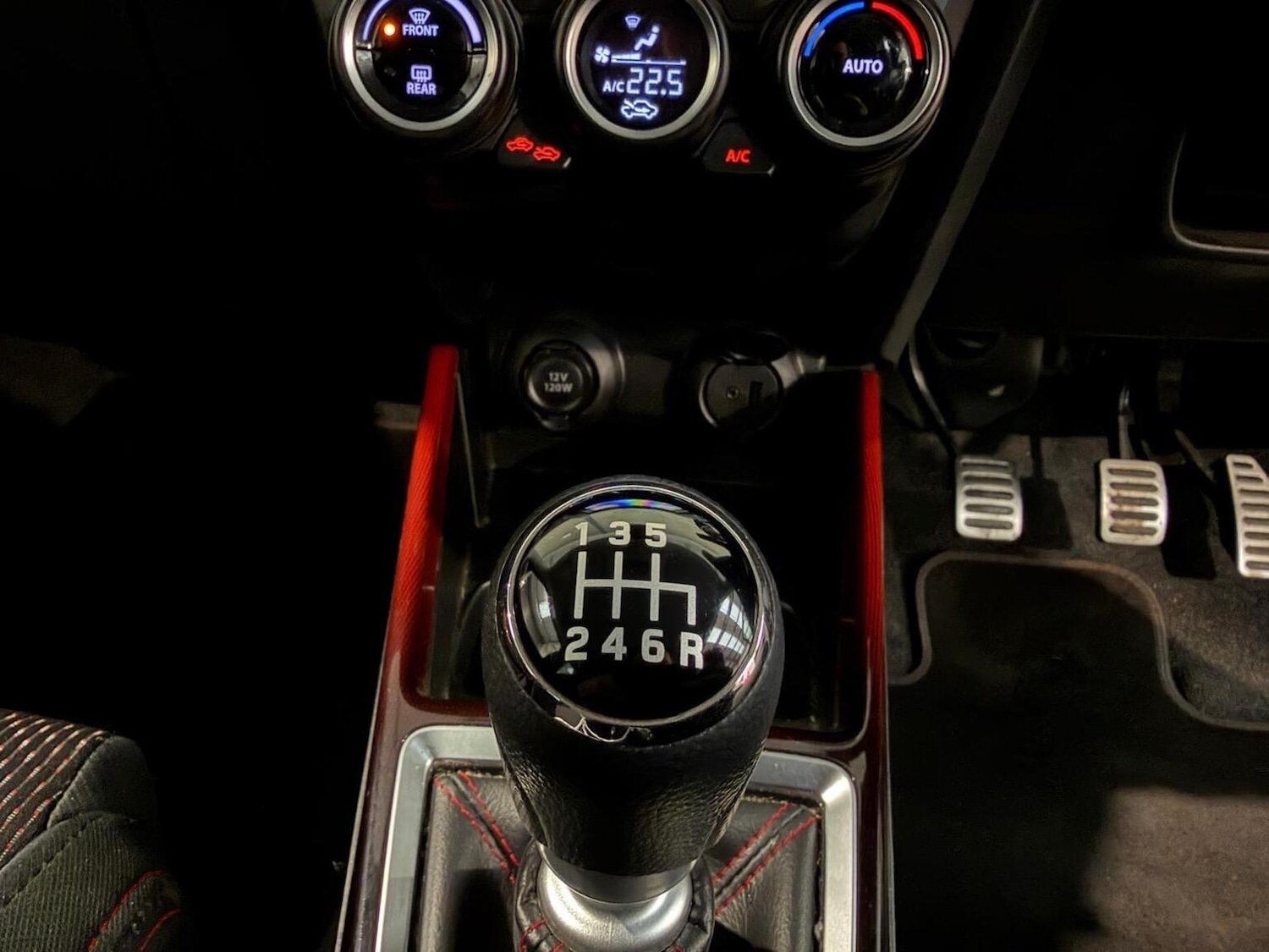 Used Suzuki Swift 2018 for sale - 77474843: Photo 11