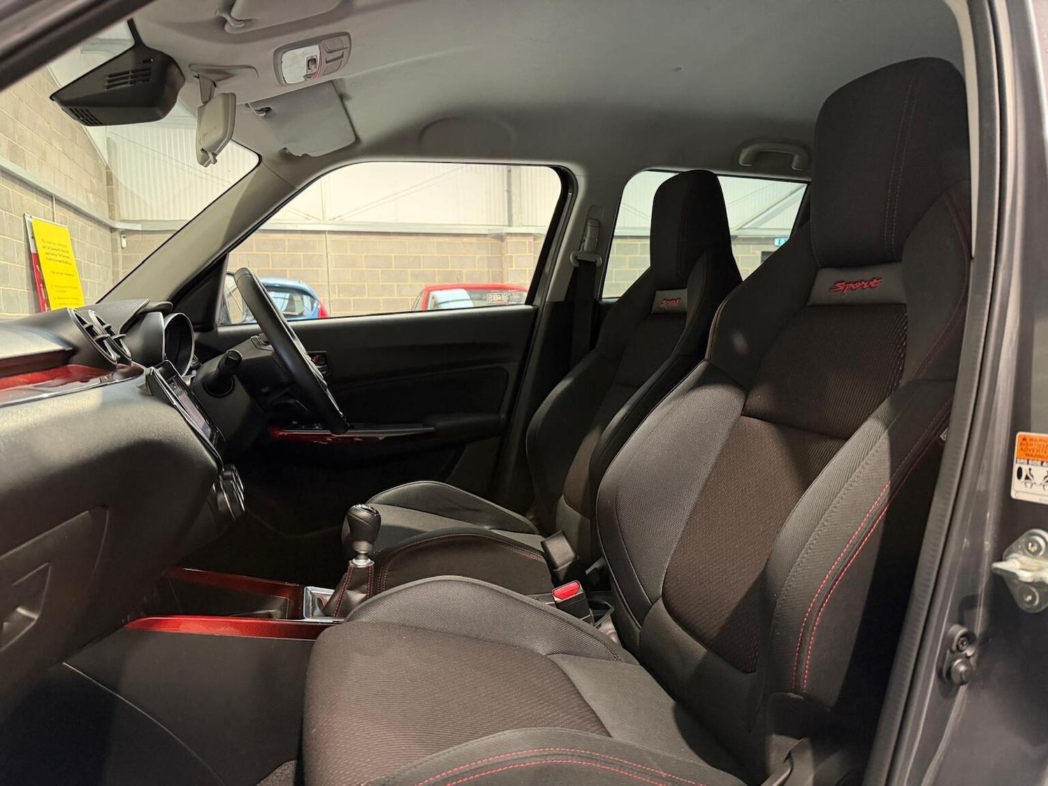 Used Suzuki Swift 2018 for sale - 77474843: Photo 42