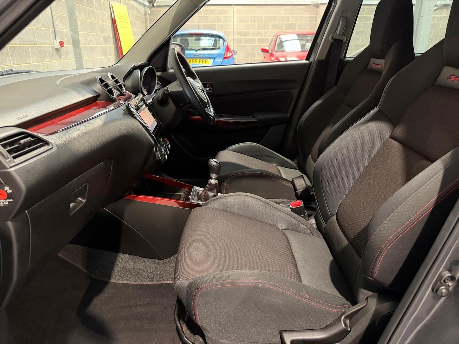 Used Suzuki Swift 2018 for sale - 77474843: Photo 43