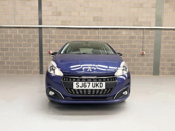 Used Peugeot 208 2017 for sale - 79246614: Photo