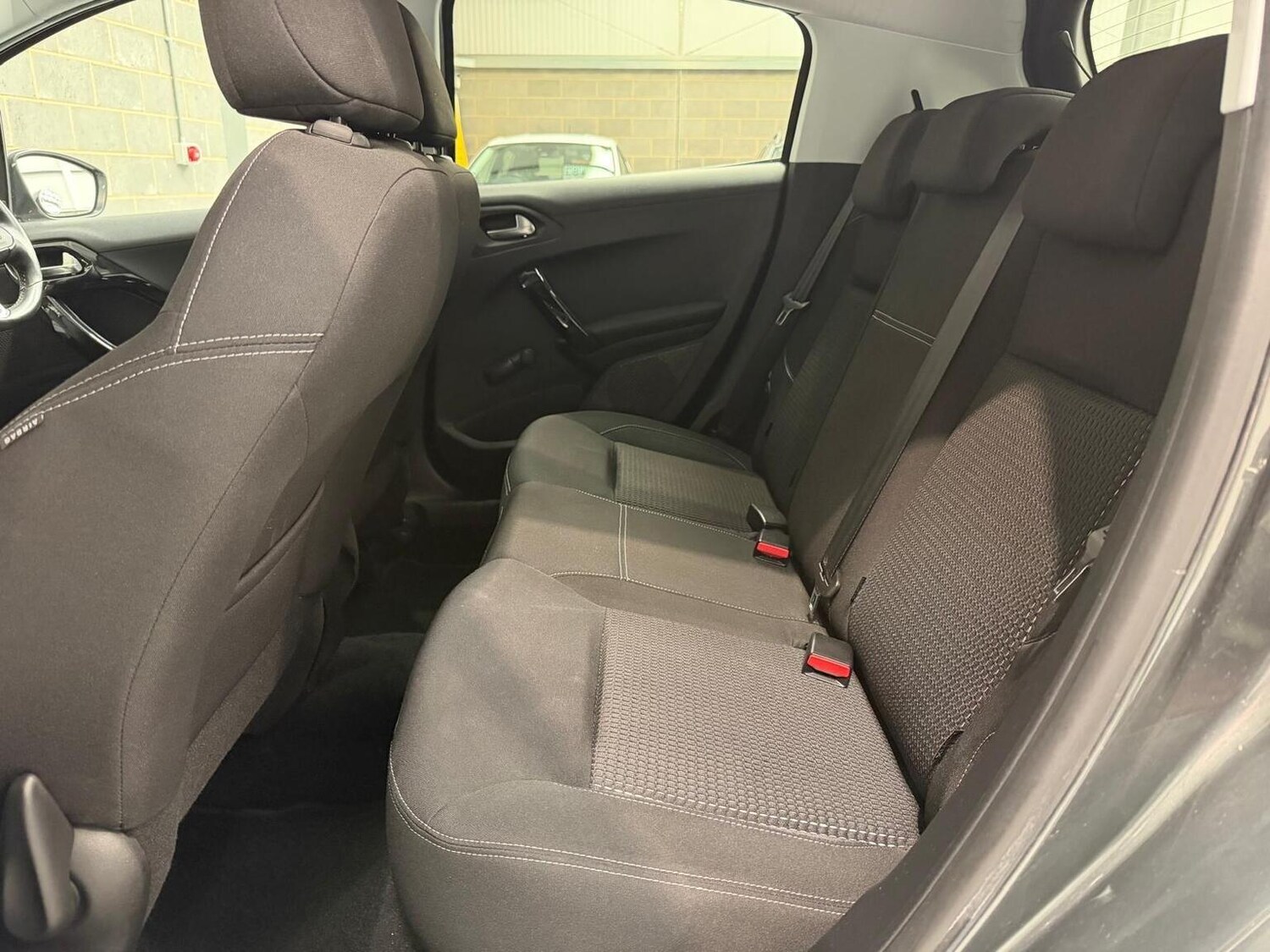 Used Peugeot 208 2017 for sale - 78197986: Photo 20