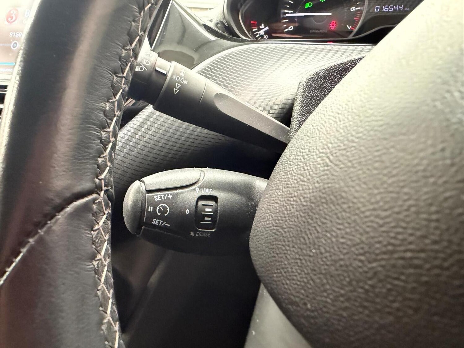 Used Peugeot 208 2017 for sale - 78197986: Photo 23