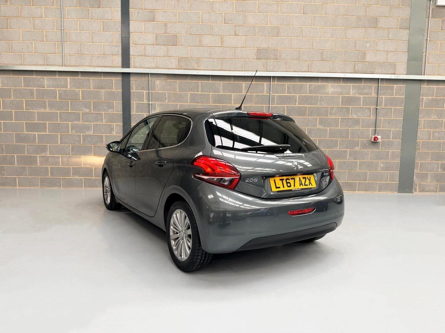 Used Peugeot 208 2017 for sale - 78197986: Photo 7