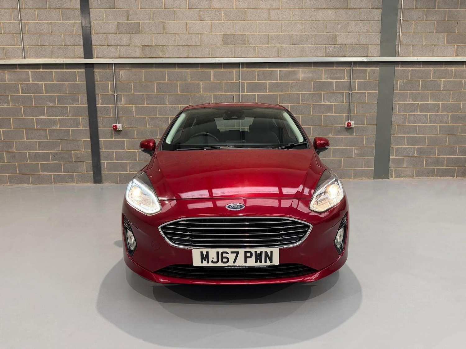 Used Ford Fiesta 2017 for sale - 77023136: Photo 2